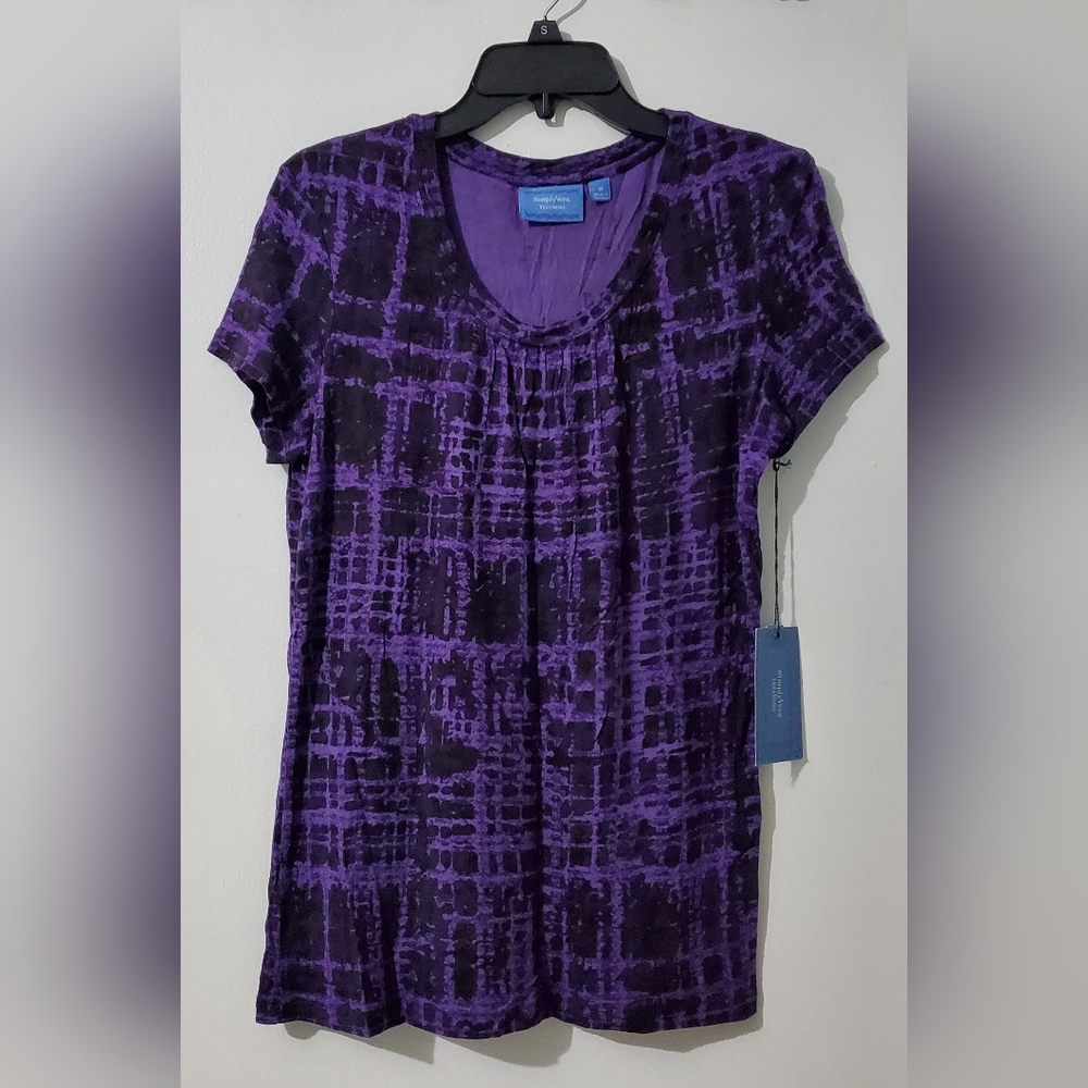 Simply Vera Vera Wang Women's Purple Abstract Print Top. NWT